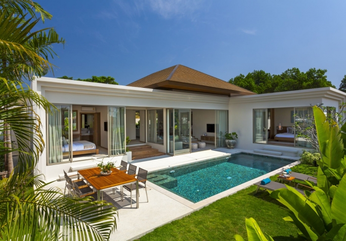 2 or 3 bedroom single storey villas near Laguna